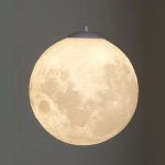 lune suspendue plafond